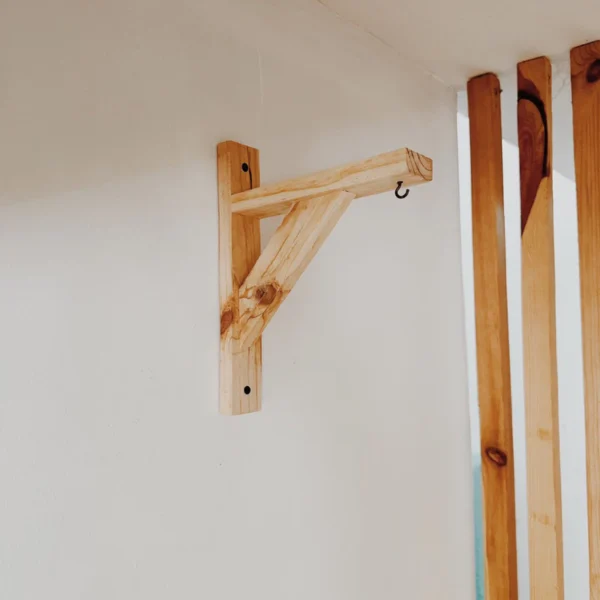 Wood Shelf Bracket (Becky)