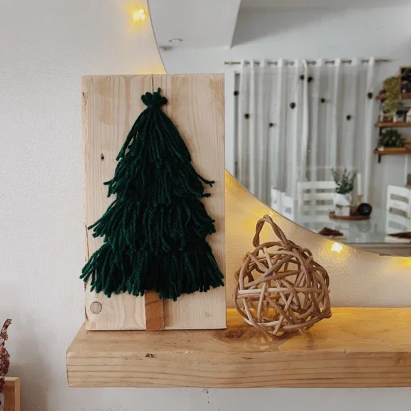 Wool Christmas Tree in Wood Frame (Yasmin) - Image 5